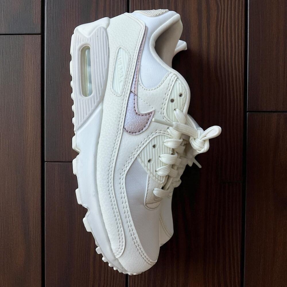 Nike Air Max - Picture 8 of 11